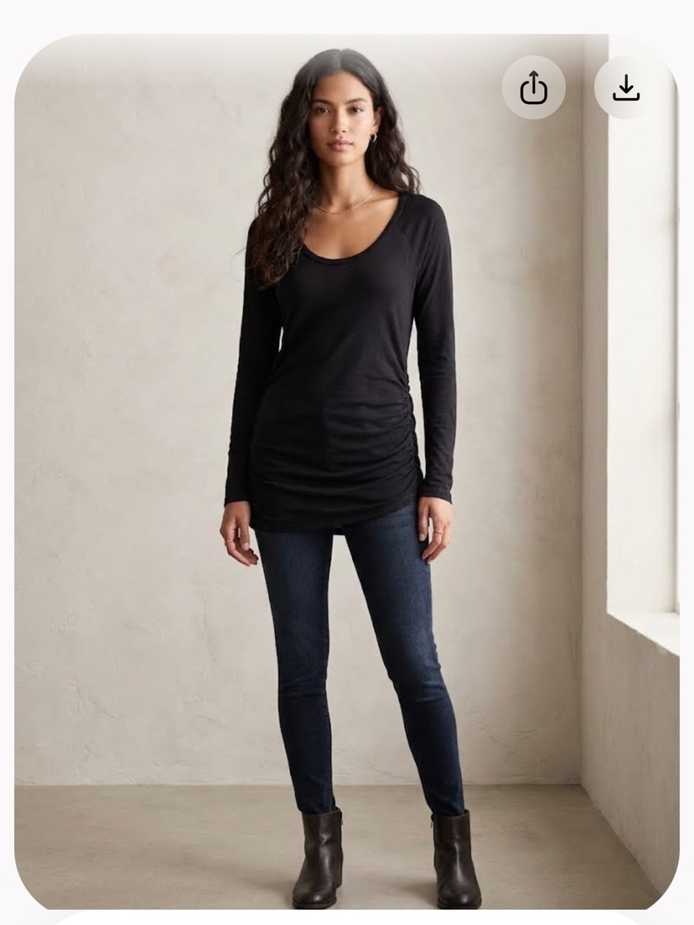 ALLOY Black Long-Sleeve Scoop Neck Ruched Tee Sz M